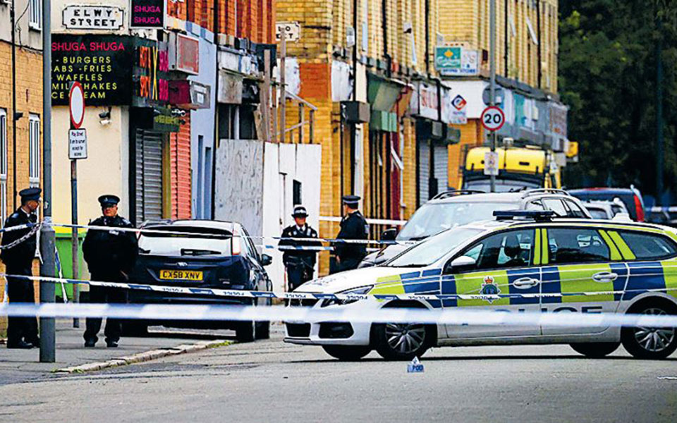 211-εν-ενεργεία-αστυνομικοί-στη-βρετανία-2387561