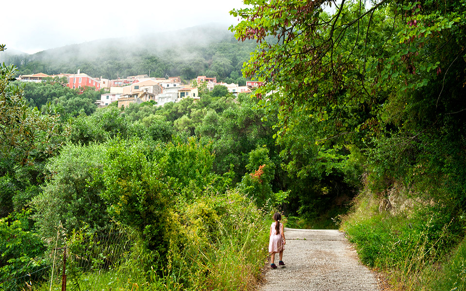 στα-μονοπάτια-της-κέρκυρας-2390144
