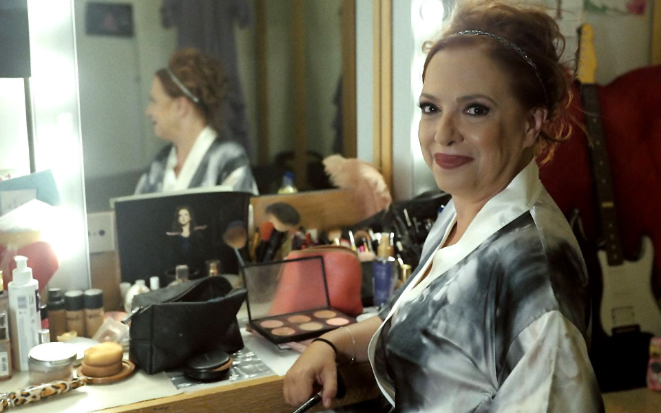 το-νέο-σποτ-της-ένωσης-θεατρικών-παραγ-2390632