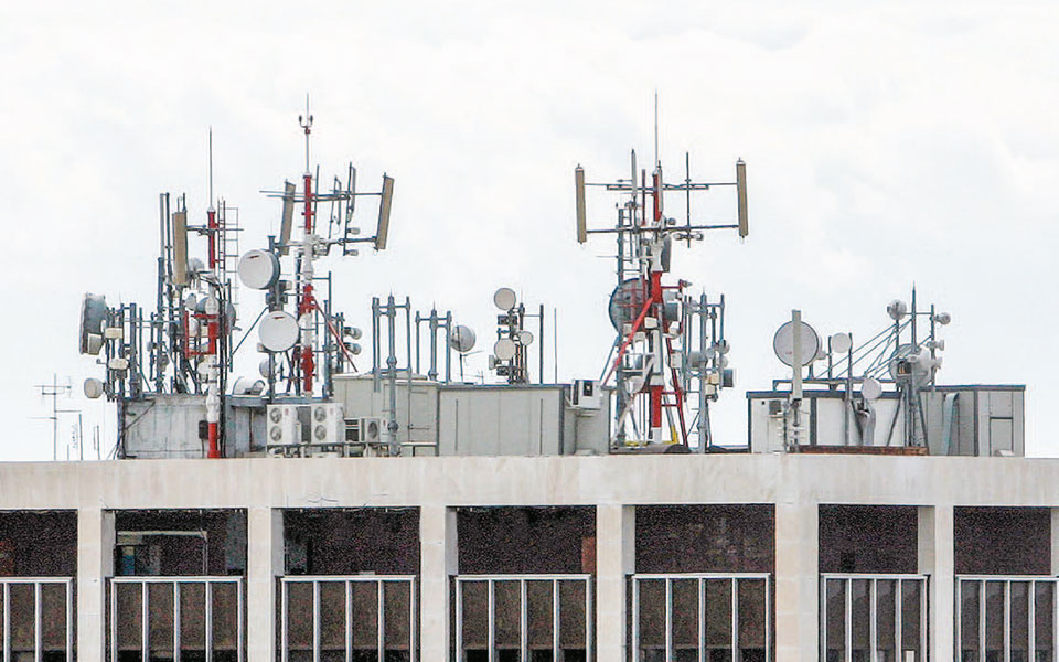 vodafone-και-wind-συστήνουν-εταιρεία-για-τις-κερα-2389936