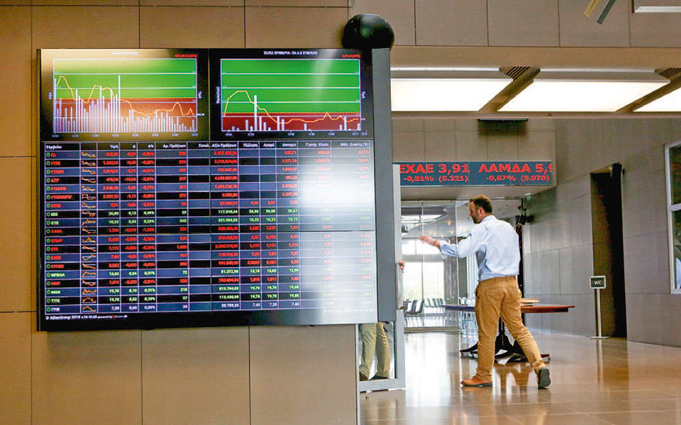 νευρικότητα-και-περιορισμένη-άνοδος-040-2385944