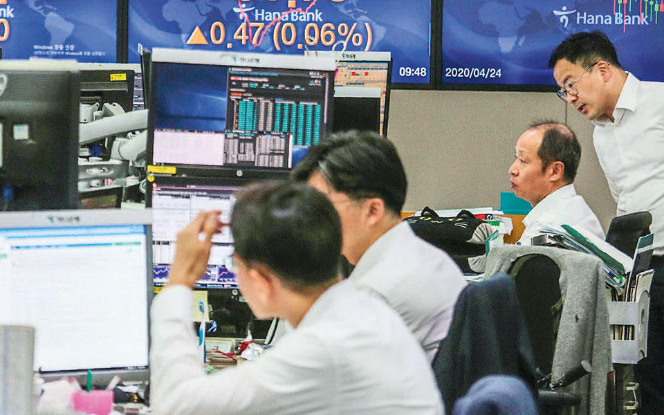 ελπίδες-για-εμβόλιο-τονώνουν-τις-αγορ-2388709