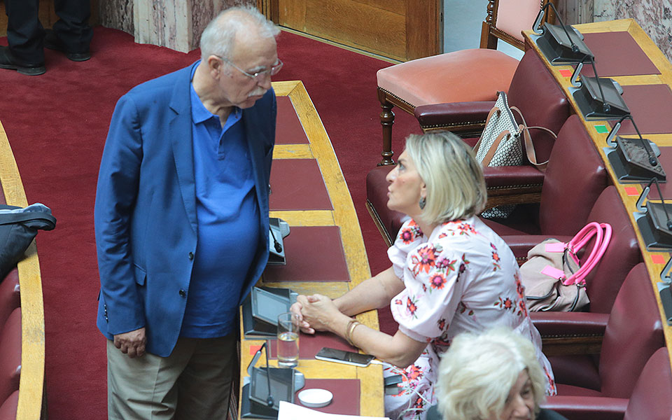 ο-δήμαρχος-και-οι-αρμοί-της-εξουσίας-2387399