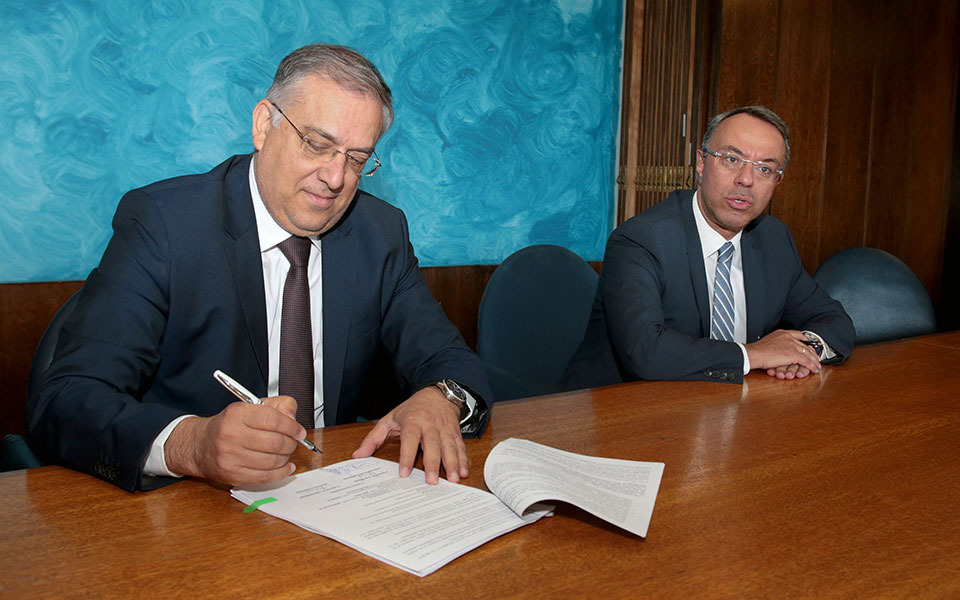 πάνω-από-5-300-οι-προσλήψεις-στο-δημόσιο-το-2-2388403