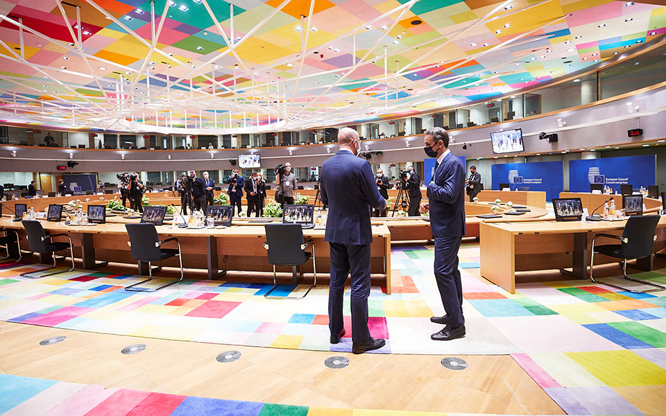 κυρ-μητσοτάκης-αυστηρές-κυρώσεις-κατ-2388638