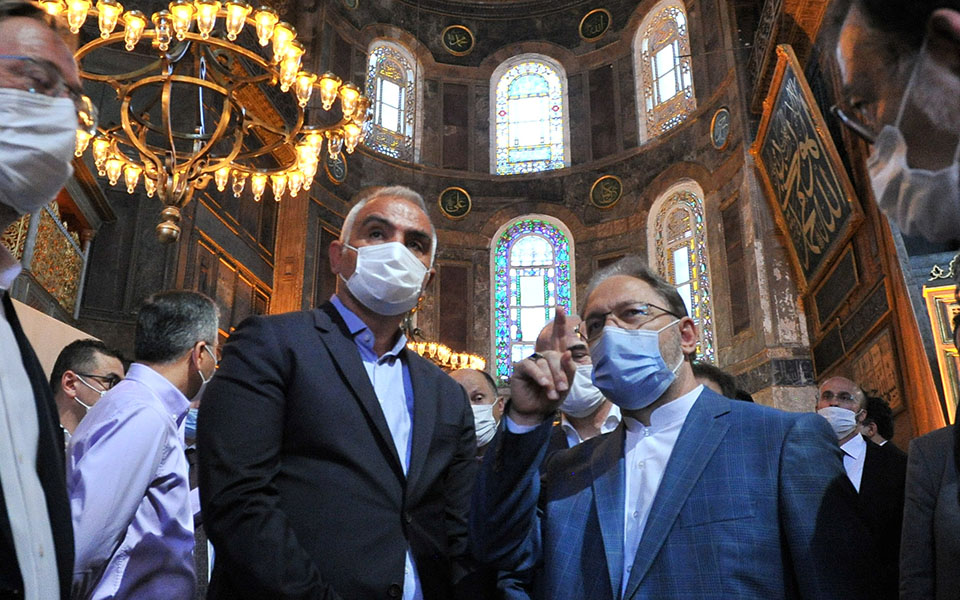 στην-τελική-ευθεία-για-την-πρώτη-προσε-2387770