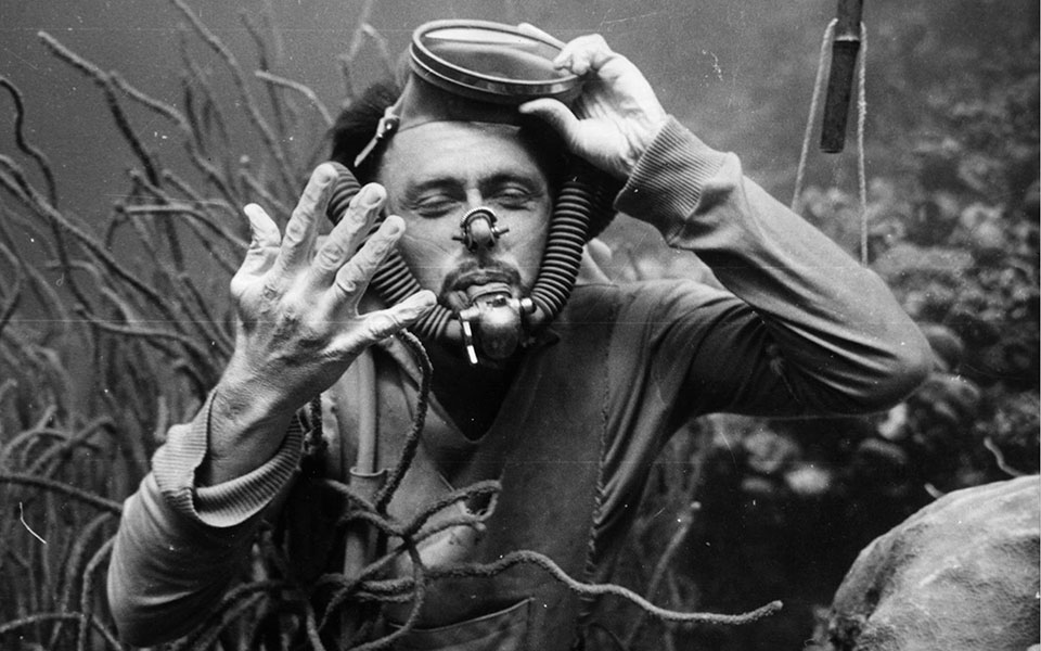 δύο-κομμένα-χέρια-έδειξαν-τον-δρόμο-2388685