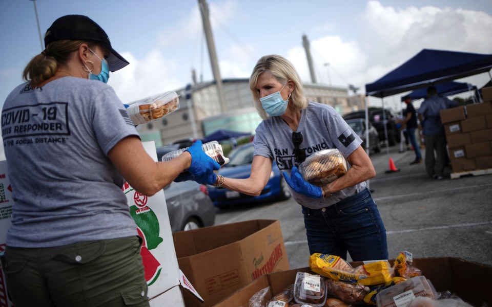 ηπα-σχεδόν-64-000-νέα-κρούσματα-κορωνοϊού-σ-2388950