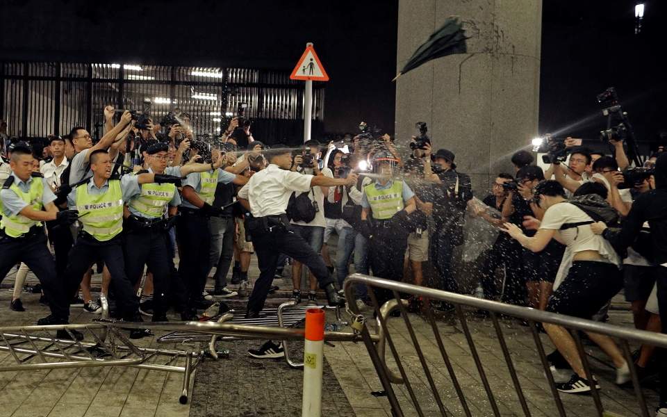 χονγκ-κονγκ-o-σκληρός-του-πεκίνου-που-2386299