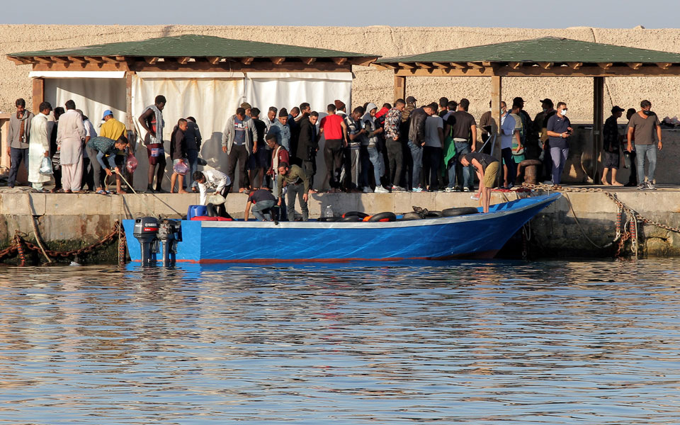 ιταλία-η-ακτοφυλακή-διέσωσε-περίπου-ε-2390457