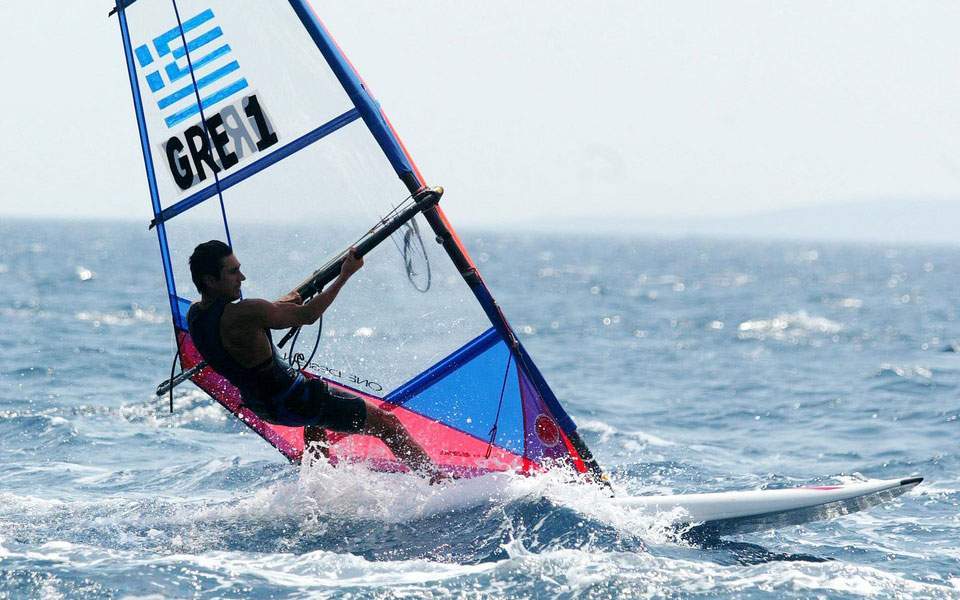 κουλιγκάς-και-πελεκανάκης-διαψεύδου-2388053