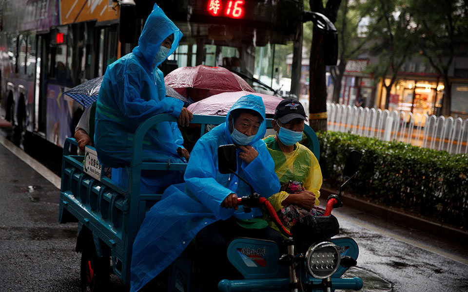 ομάδα-του-που-μεταβαίνει-στην-κίνα-για-2387405