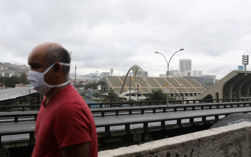 ξεπέρασαν-τους-150-000-οι-θάνατοι-από-covid-19-σε-λα-2388277