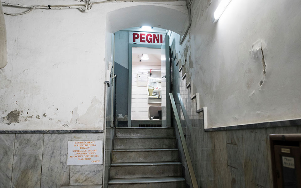 ανθούν-τα-ενεχυροδανειστήρια-στην-ιτ-2386950