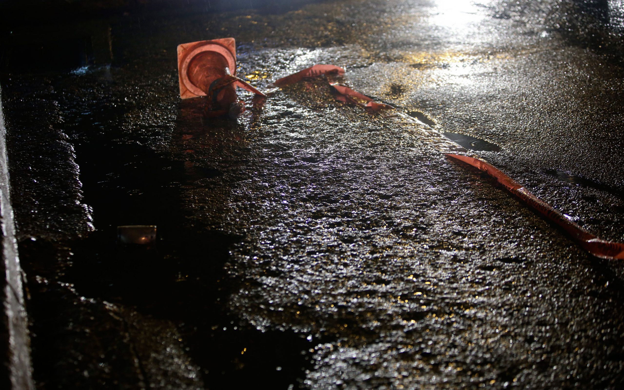 βόλος-ζημιές-από-μολότοφ-στην-περιφερ-2388519