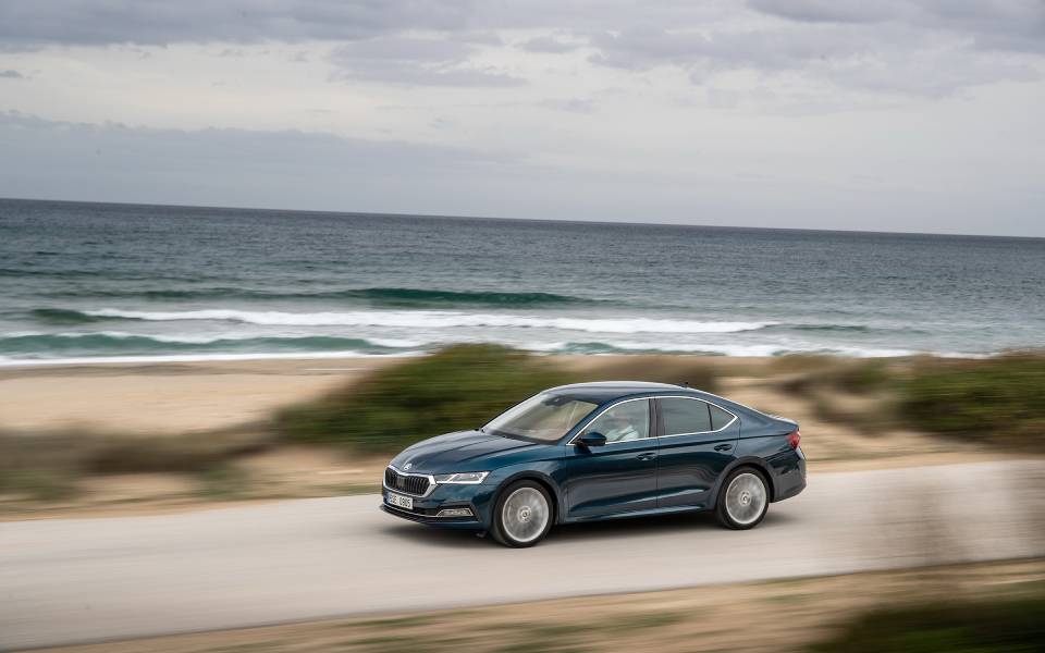 h-συναρπαστική-νέα-skoda-octavia-στην-ελλάδα-τιμή-2387243