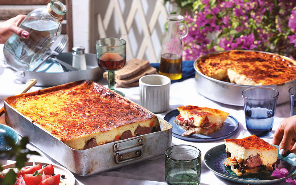 μουσακάς-με-μοσχαράκι-κρασάτο-και-βασ-2388430