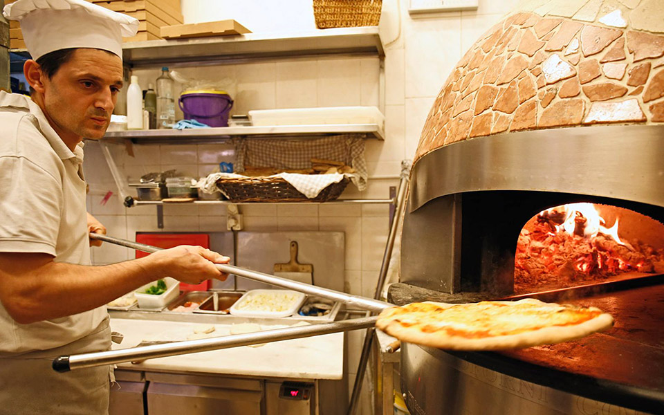 la-piazzetta-μια-σωστή-τρατορία-2390312