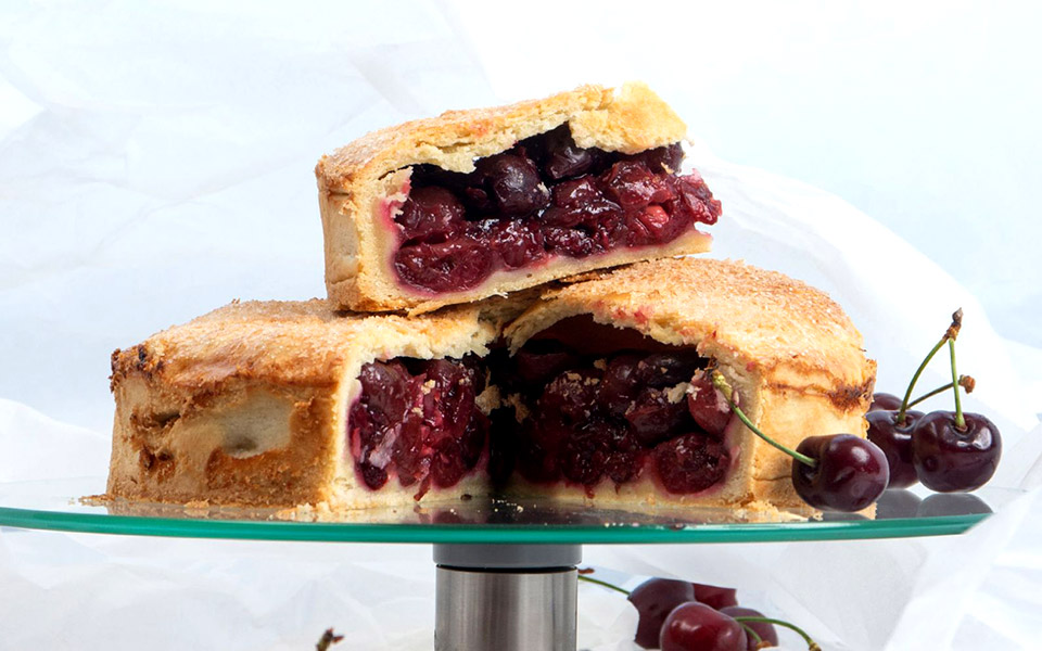 cherry-pie-σκεπαστή-τάρτα-με-κεράσια-2386281