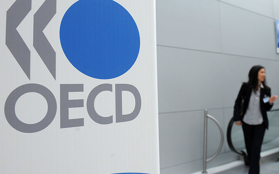 οοσα-τα-δύο-σενάρια-για-την-ανεργία-ο-2386784