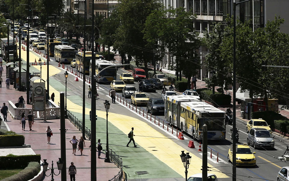 μεγάλος-περίπατος-μία-επιπλέον-λωρίδ-2390190