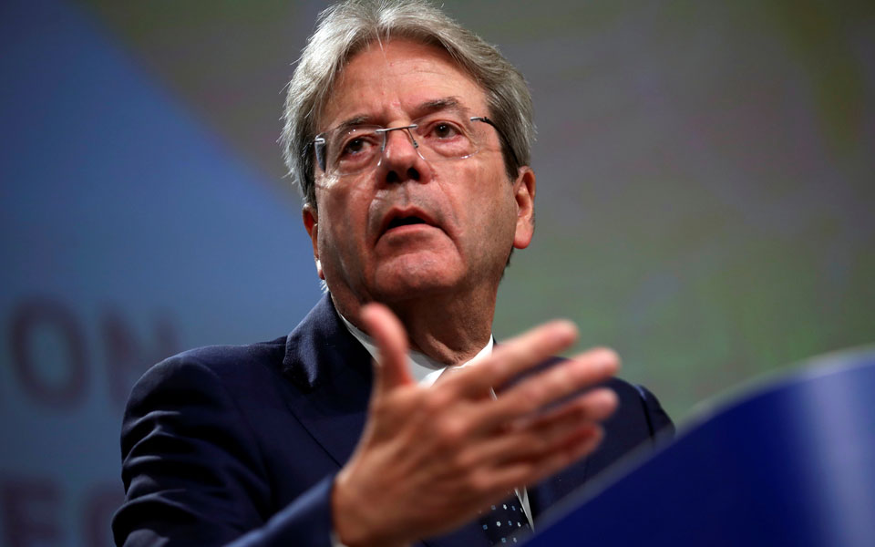 π-τζεντιλόνι-μεγάλη-ικανοποίηση-γι-2389805