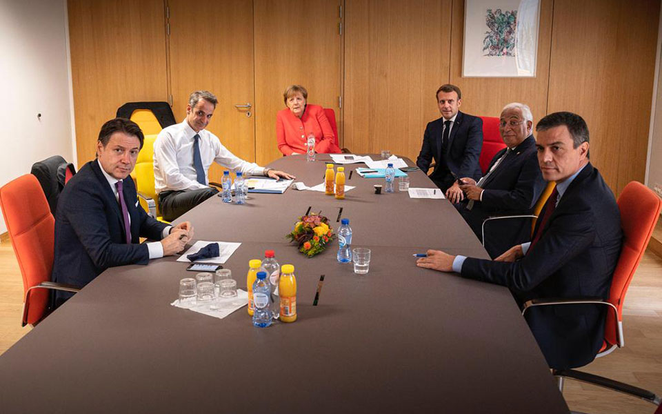 νέα-σύσκεψη-των-ηγετών-του-νότου-με-μέρ-2389025