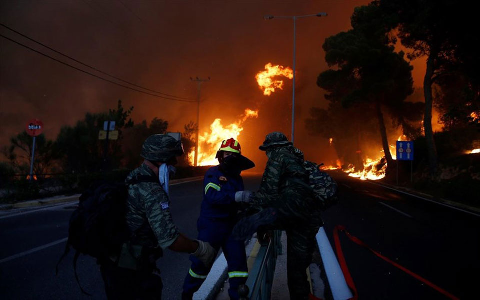 τραγωδία-στο-μάτι-στα-χέρια-του-ανακρι-2390768
