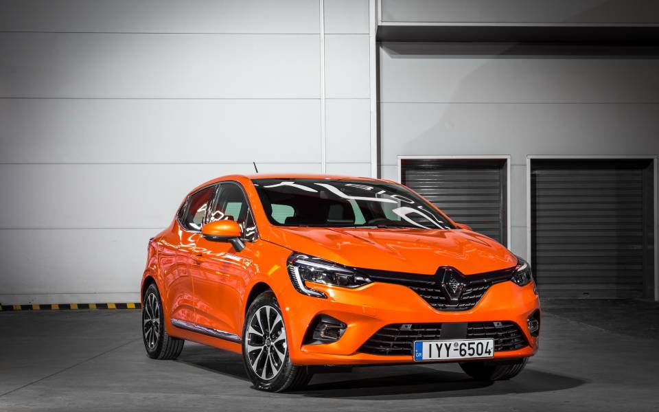 η-renault-με-τα-clio-και-zoe-στην-κορυφή-των-ευρωπαϊκ-2390772