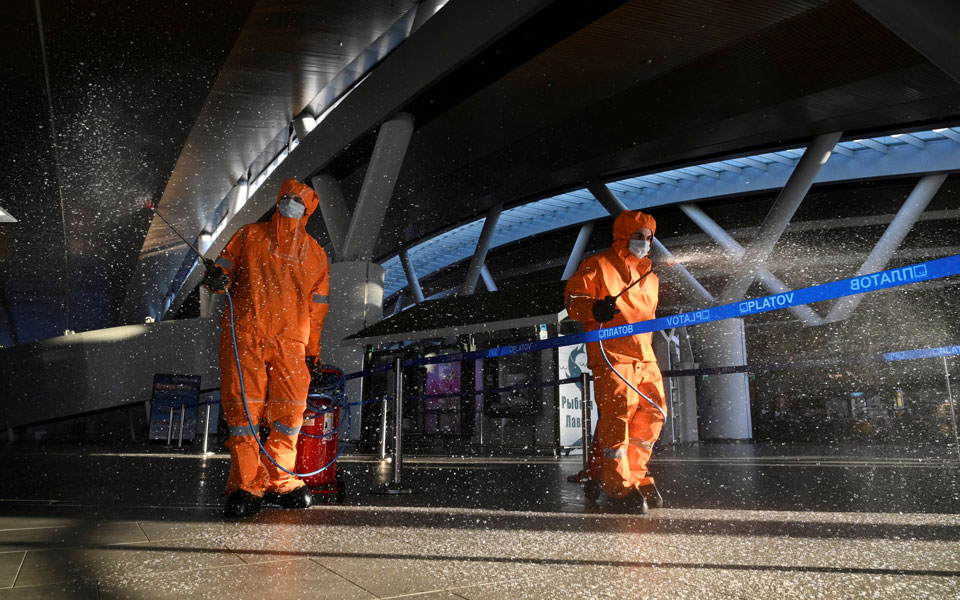 πλησιάζουν-τις-800-000-τα-κρούσματα-κορωνοϊ-2389545