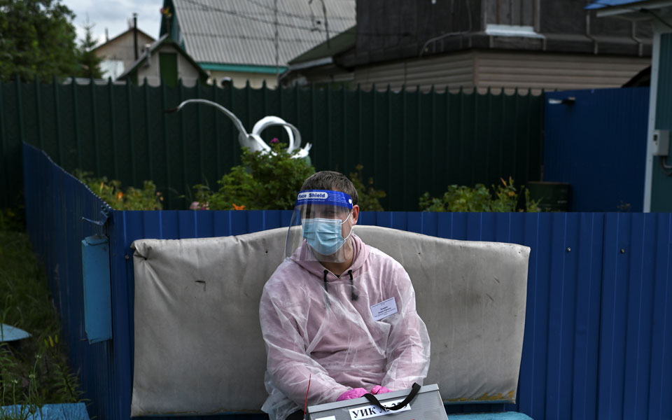 ρωσία-πάνω-από-700-000-τα-κρούσματα-κορωνοϊο-2386955