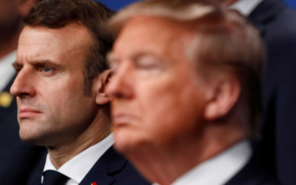 τηλεφωνική-επικοινωνία-τραμπ-μακρό-2389048