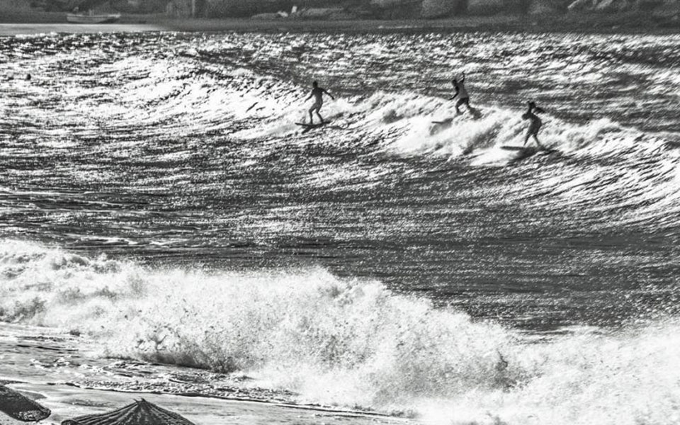 surfin-usa-μια-παύση-στην-ιστορία-2388673