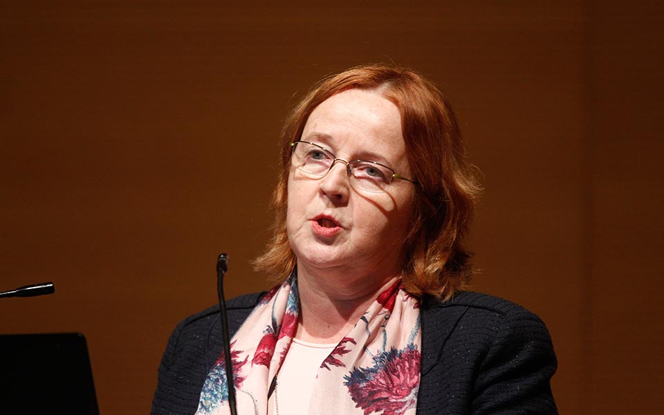 ελίζαμπεθ-βέλμπρεκ-ρότσα-στην-κ-κατ-2297914