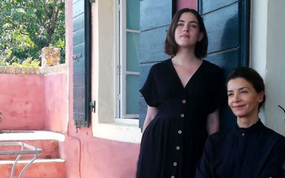 στην-κέρκυρα-με-42-c-2391879