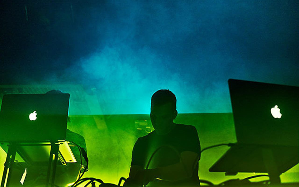 χάκερ-καλλιτέχνες-και-διανοητές-στη-2298852