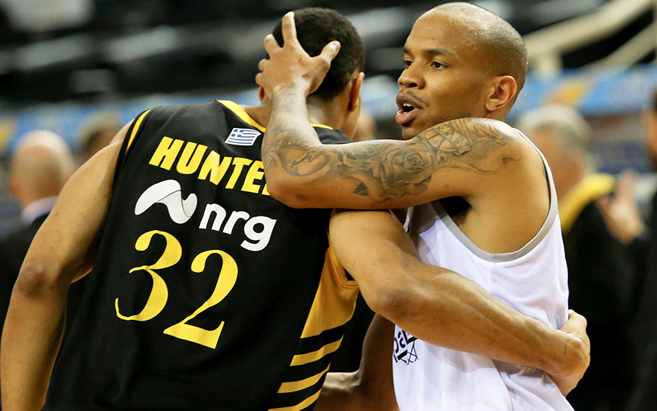 εμφύλιος-αεκ-παοκ-στο-τσάμπιονς-λι-2299032