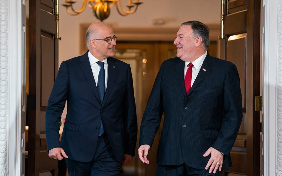 εκτακτη-συνάντηση-δένδια-πομπέο-στη-β-2392437