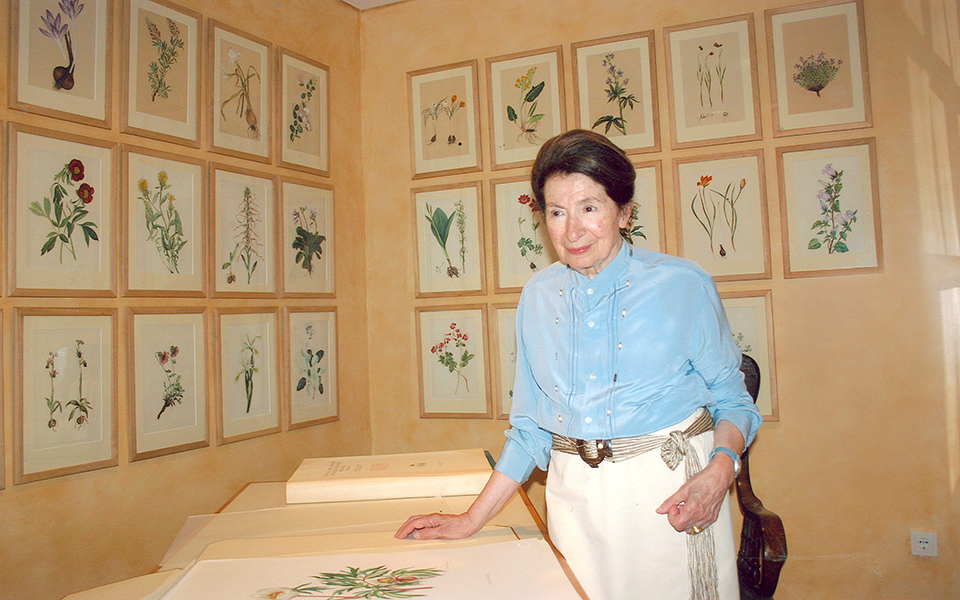 μια-σπουδαία-θεραπαινίδα-της-ελληνικ-2300396