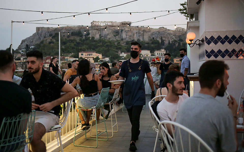 κορωνοϊός-77-νέα-κρούσματα-στους-210-οι-θ-2391301