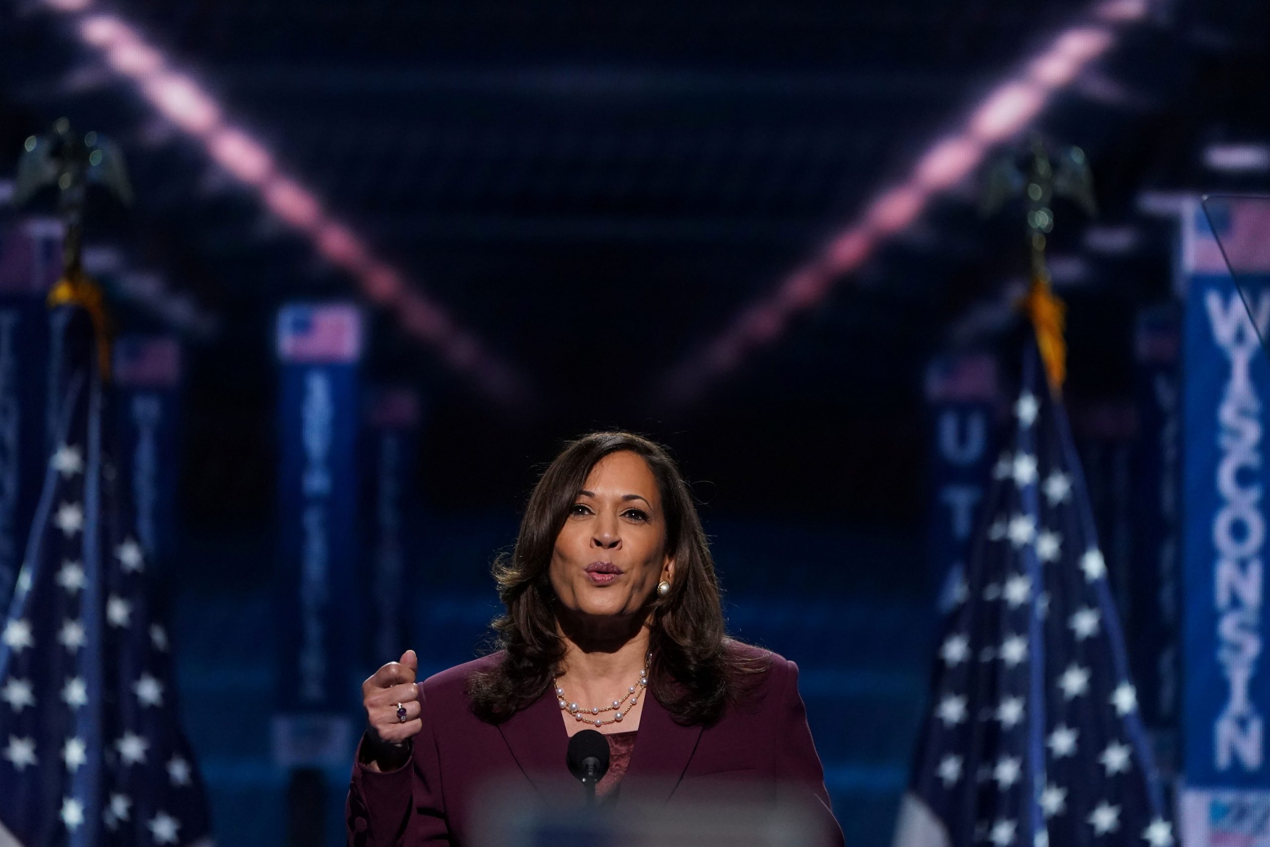 κάμαλα-χάρις-αποδέχθηκε-το-χρίσμα-των-2393390