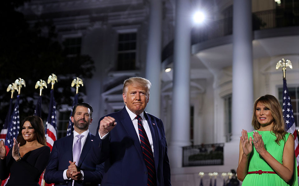 νίκη-κατά-του-κορωνοϊού-υποσχέθηκε-2394406