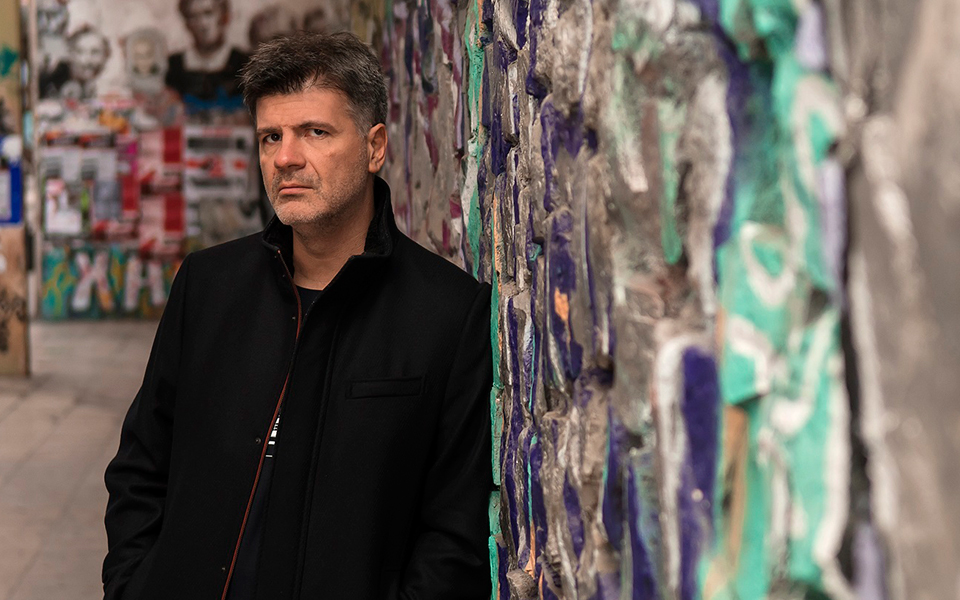 ο-περιπατητικός-φοίβος-και-η-παρέα-τ-2301371