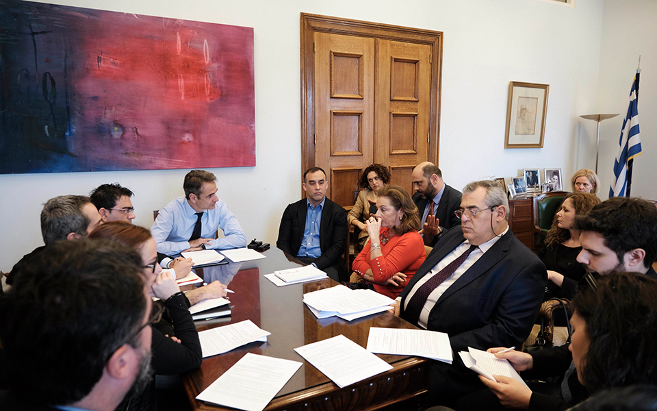 ερωτήματα-από-ν-δ-για-πολάκη-2301350