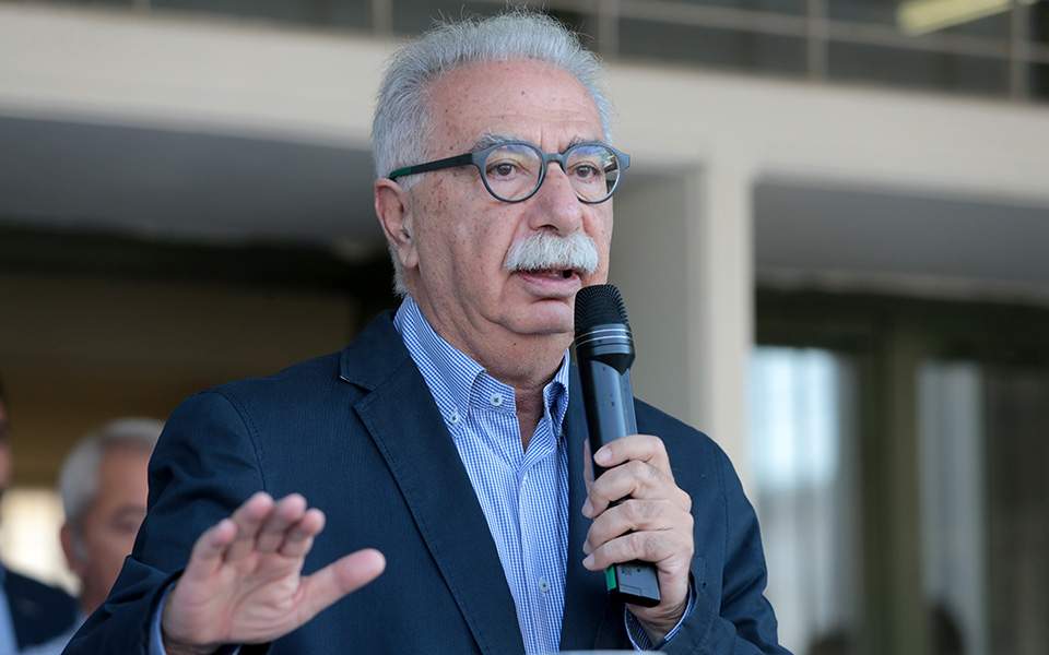 πυρά-καθηγητών-κατά-γαβρόγλου-2302451