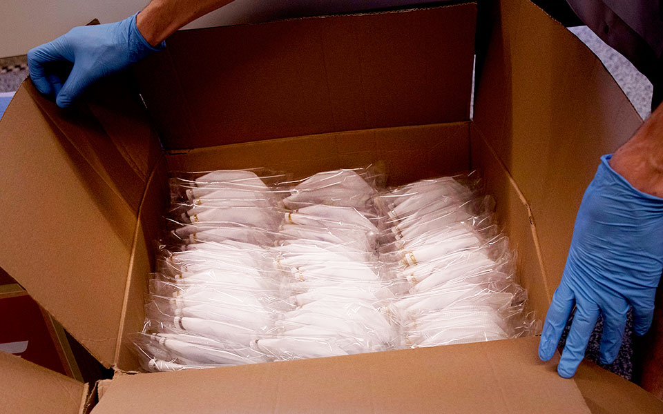 ευρωπαϊκή-αποθήκη-με-υγειονομικό-υ-2391844