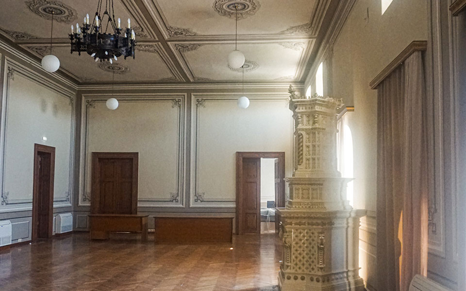 μεγάλη-λέσχη-καβάλας-ένα-κτίριο-κόσμη-2394126