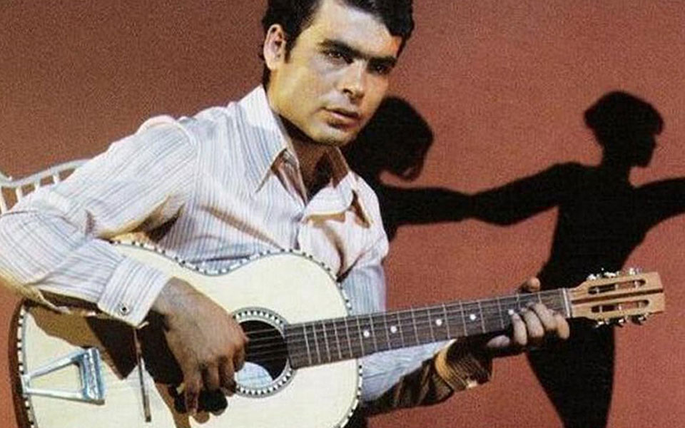 ο-μοναχικός-του-λαϊκού-τραγουδιού-2393969