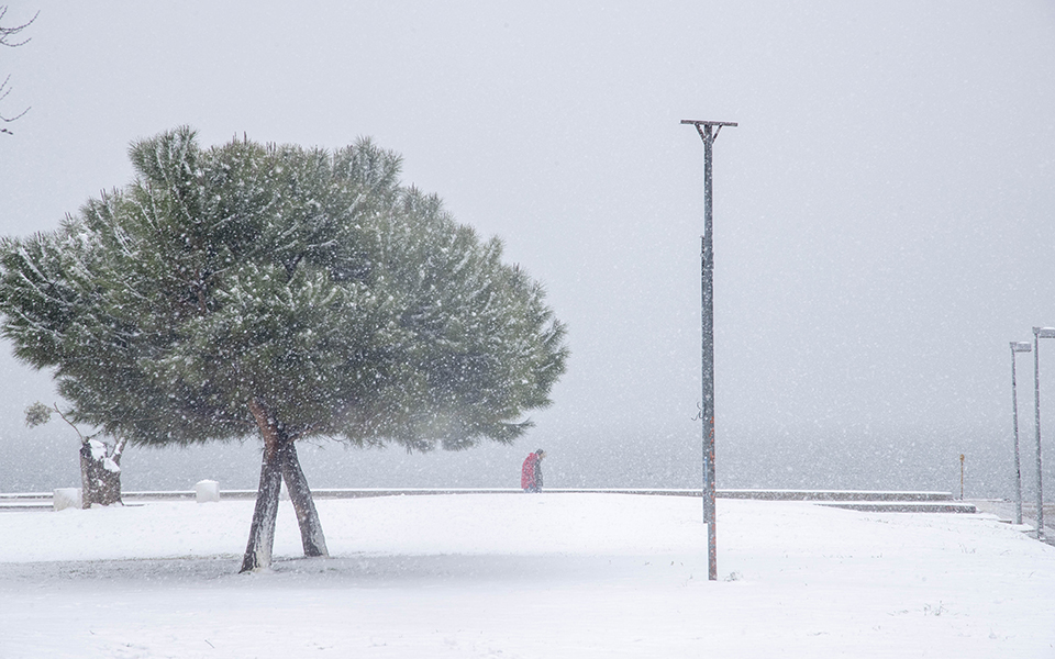 ωκεανίς-ισχυρές-βροχές-και-καταιγί-2301857