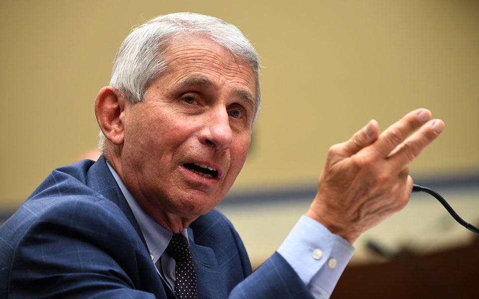 ηπα-αμφιβολίες-φάουτσι-για-τα-κινεζικ-2391030